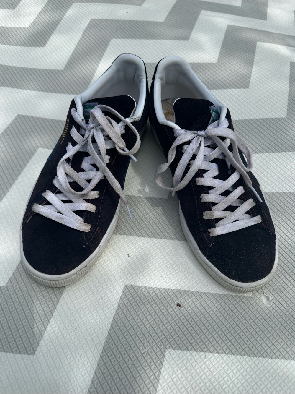Suede Puma Sneakers - Picture 3 of 5